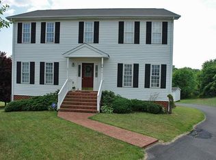 2611 Meadow Springs Cir, Vinton, VA 24179