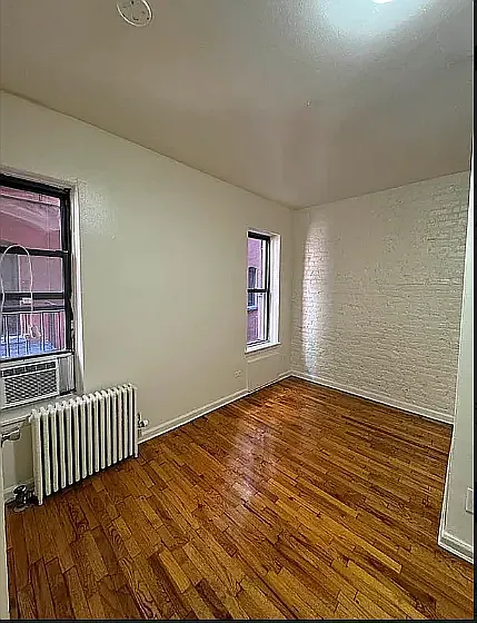 226 East 29th Street — Photo 2
