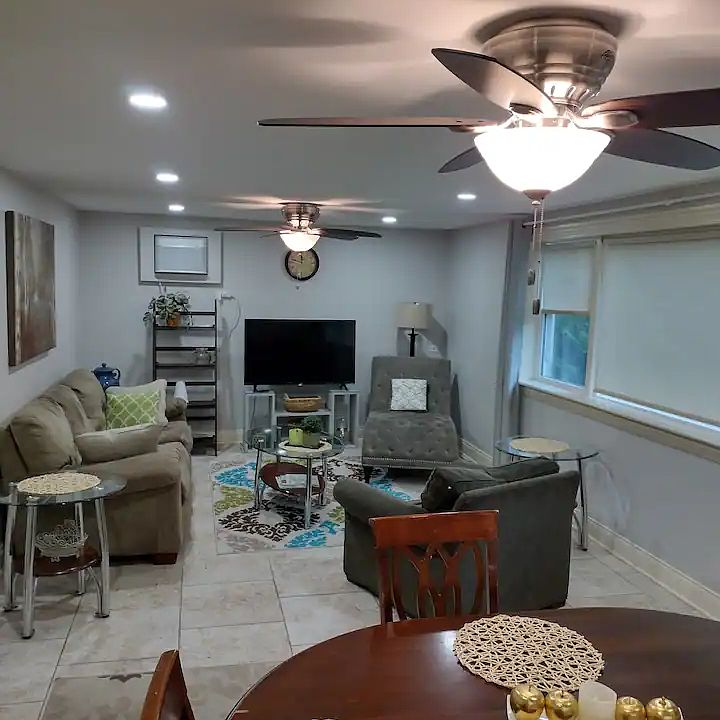funrnished living room 2025