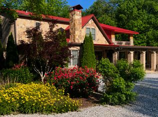 1422 Wolffork Rd, Rabun Gap, GA 30568