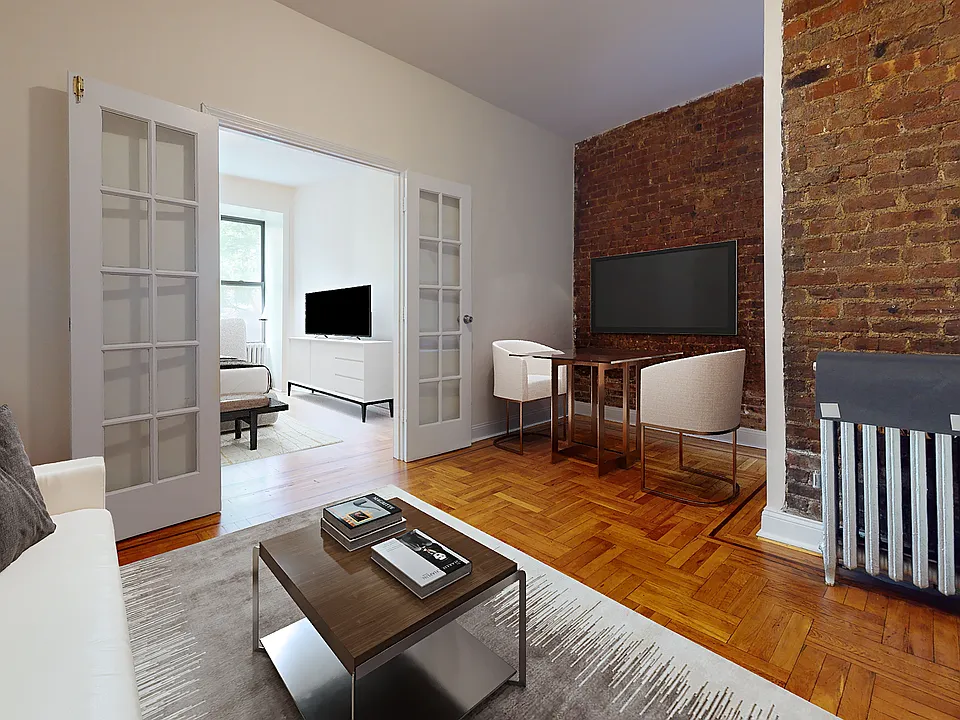 229 E 12th St #35
