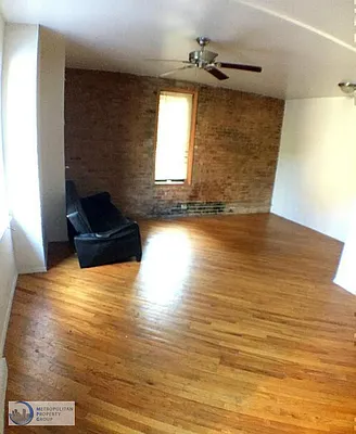 Rented by Metropolitan Property Group | media 9