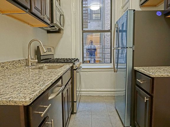 2nd image of 3706 81st St APT 1C