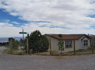27 Pine Rd, Cold Creek, NV 89124