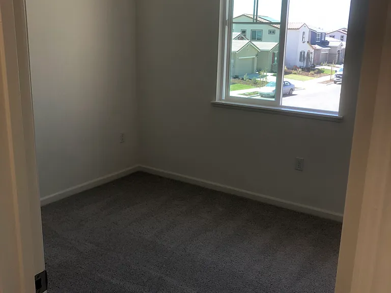 1600 Ranch Ln — Photo 8