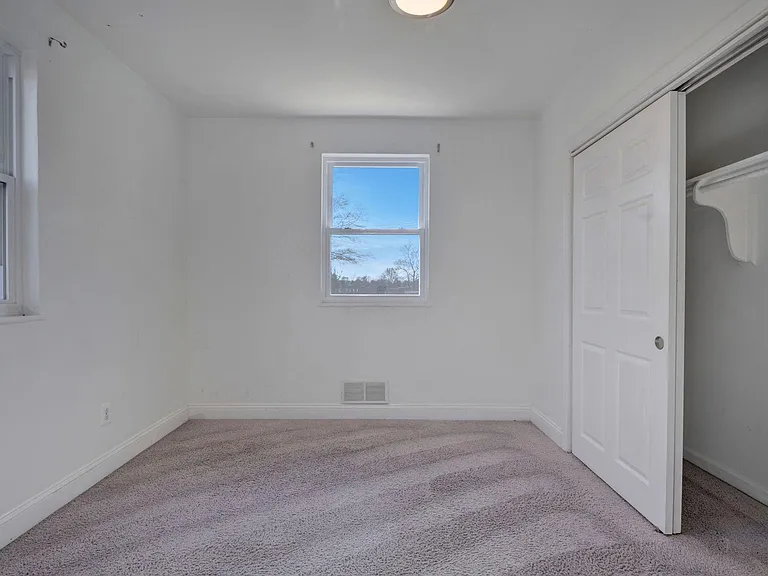 1604 Woodhill Ct — Photo 20