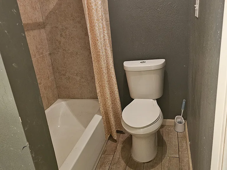 13130 Newbrook Dr — Photo 7
