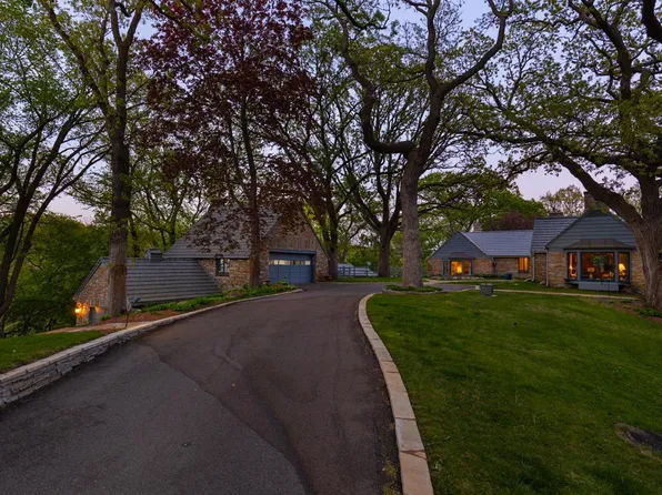10300 Riverview Rd, Eden Prairie, MN 55347