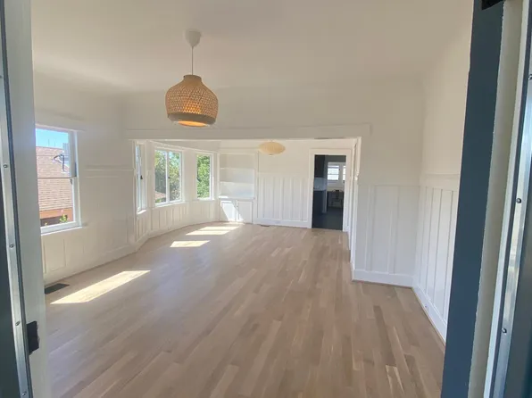 2260 Ewing St, Los Angeles, CA 90039