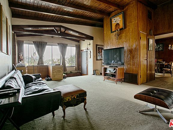 4th image of 4140 Scandia Way
