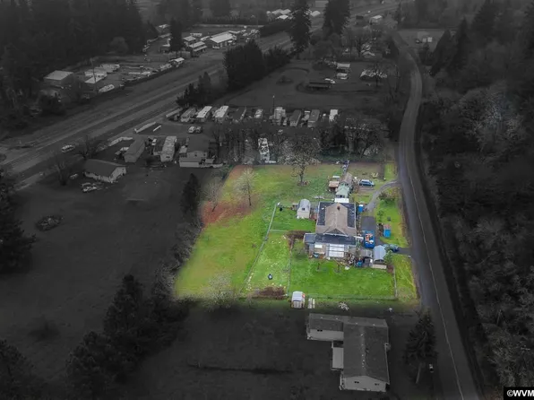 2725 Cascade Dr, Lebanon, OR 97355