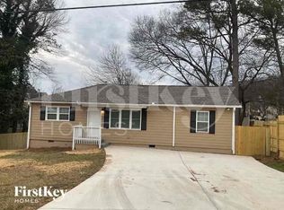 6064 Blackhawk Trl SE, Mableton, GA 30126