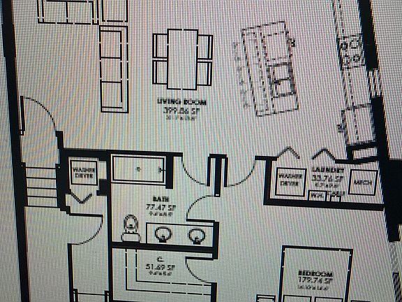 5th image of 300 Monroe St #314