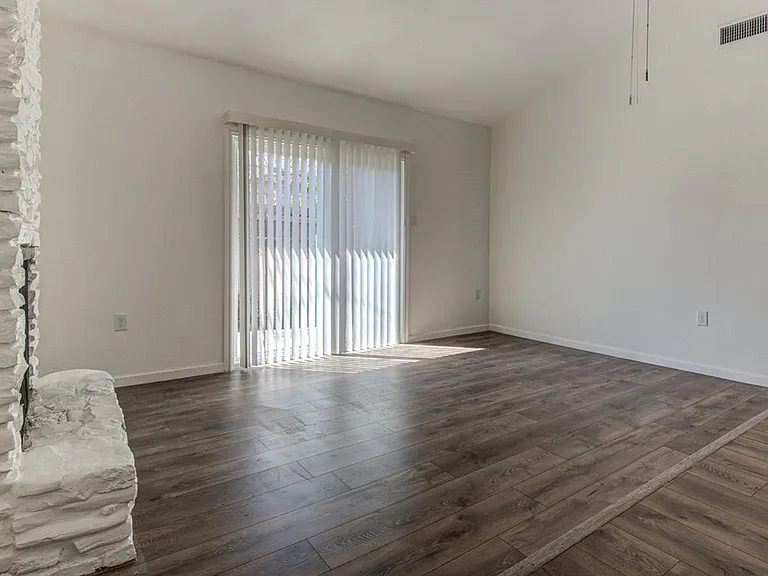 5706 Gloucester Ln — Photo 37