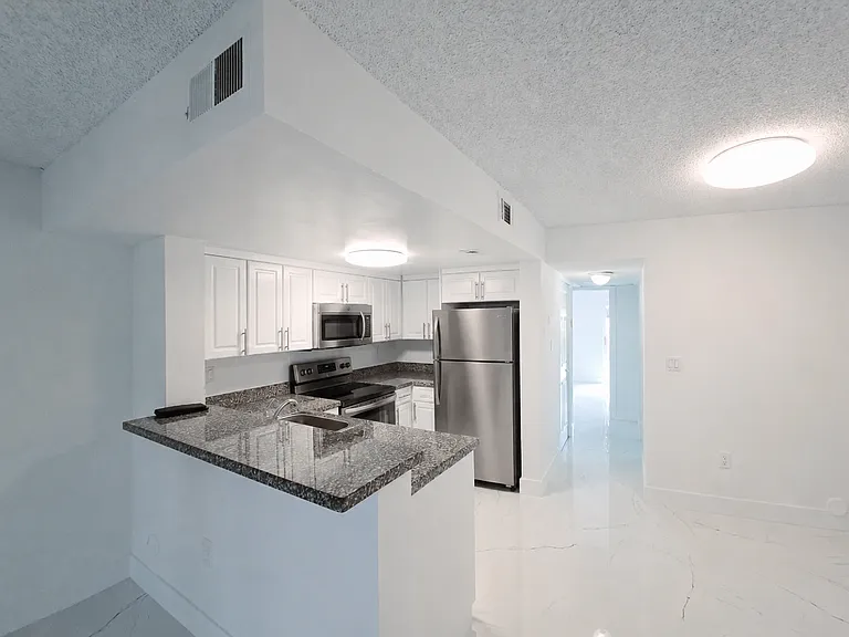 510 NW 86th Pl #109 — Photo 3