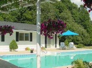 1379 Battle Creek Rd, Charlotte, MI 48813