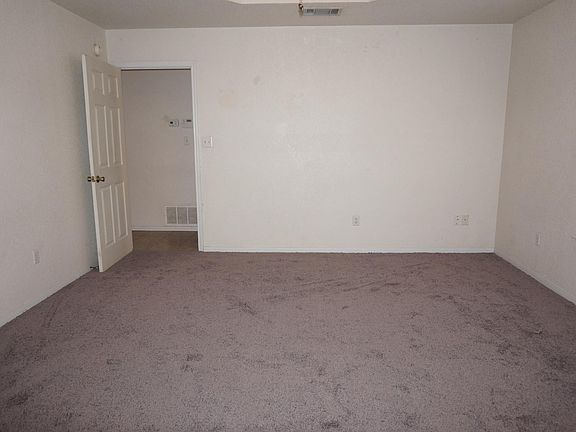 5th image of 2203 Lava Ln