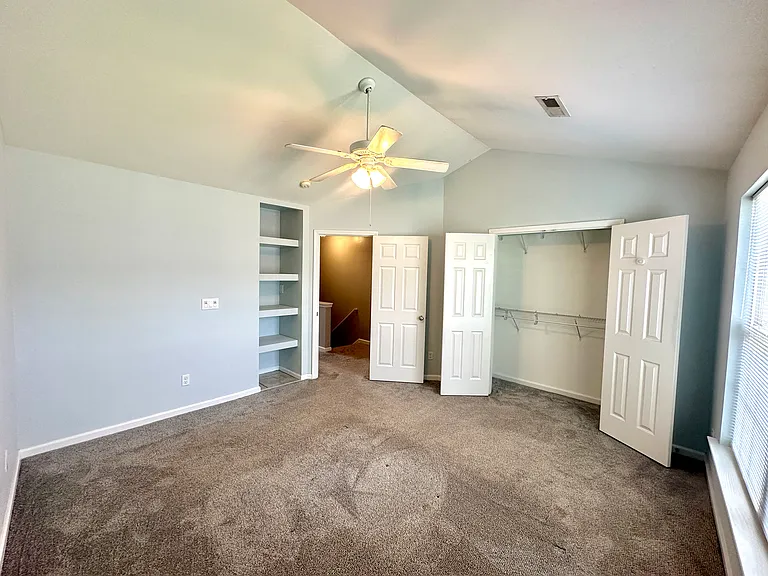 616 Graythorn Ln — Photo 17