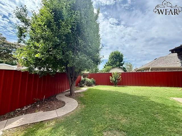 4929 Cypress Ave — Photo 37