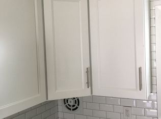 14 Phaeton Dr, Hamilton, NJ 08690