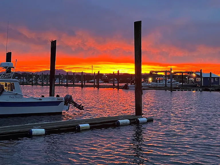 The Port of Ilwaco is blocks away.