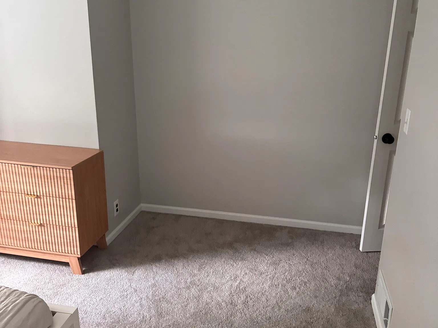 4 bed, 1765 sqft, $950 — Photo 1