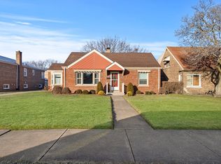 9240 S Harding Ave, Evergreen Park, IL
