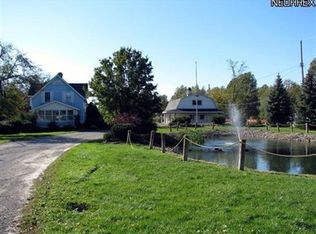 27265 Cook Rd, Olmsted Twp, OH 44138