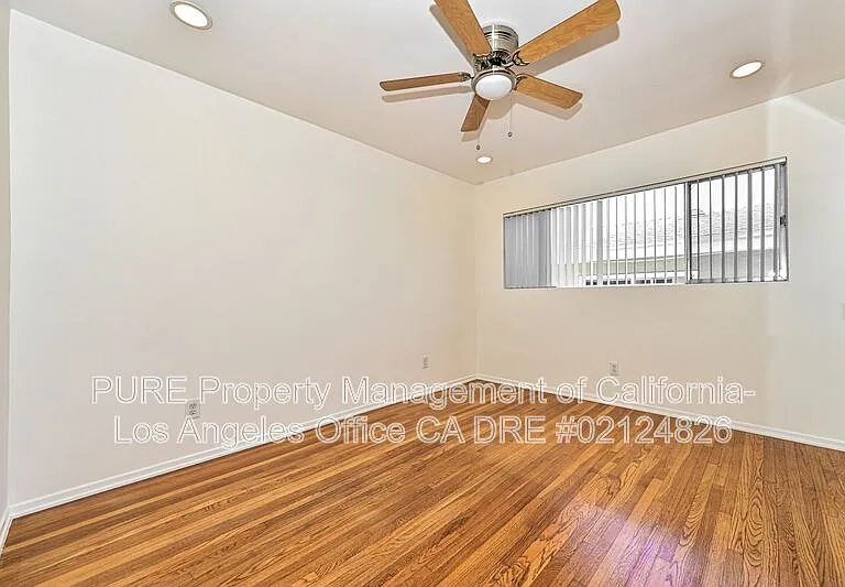 1527 Harvard St #7 — Photo 8