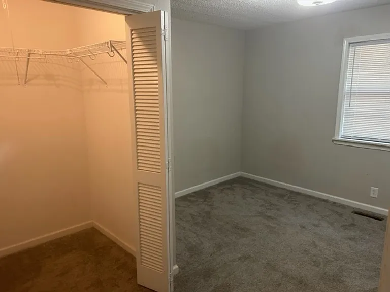 505 Timber Ln — Photo 6