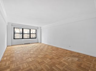 140 E 56th St APT 9J, New York, NY 10022