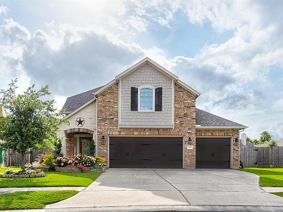3rd image of 302 Bay Coast Ln