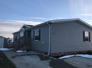 9844 Bellcrest Blvd, Fenton, MI 48430