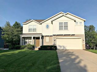 385 Wild Stem Dr, Holland, MI 49424