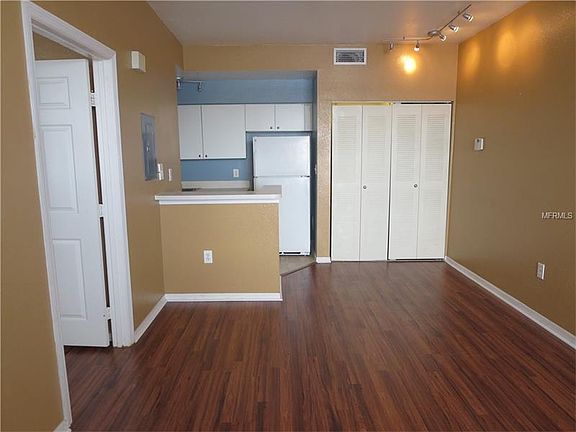 5th image of 9070 Lake Chase Island Way #9070