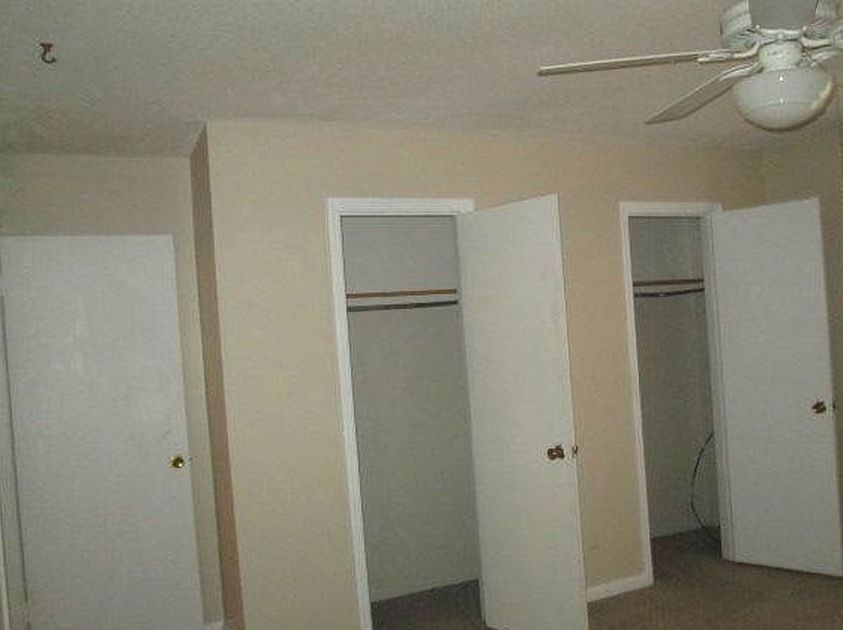 2nd image of 119 Cedar Grove Dr #B