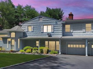 17 Betmarlea Rd, Norwalk, CT 06850