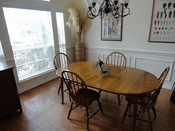 3rd image of 4908 Portview Dr