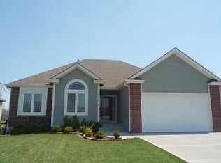 14607 Derby Rd, Smithville, MO 64089