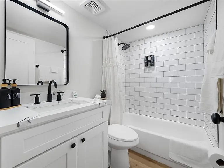 1433 S Belcher Rd #F9 — Photo 26