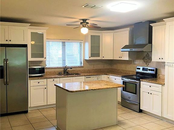 4th image of 5174 Wood Cir E