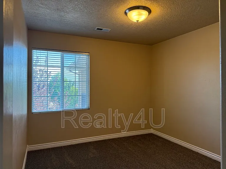 1212 W Spencer Rd #303 — Photo 12