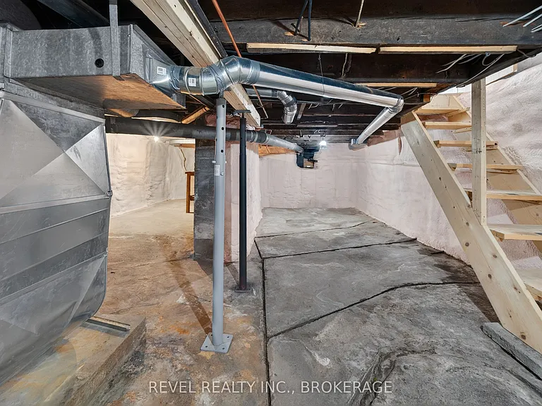 38 Bennett St — Photo 19