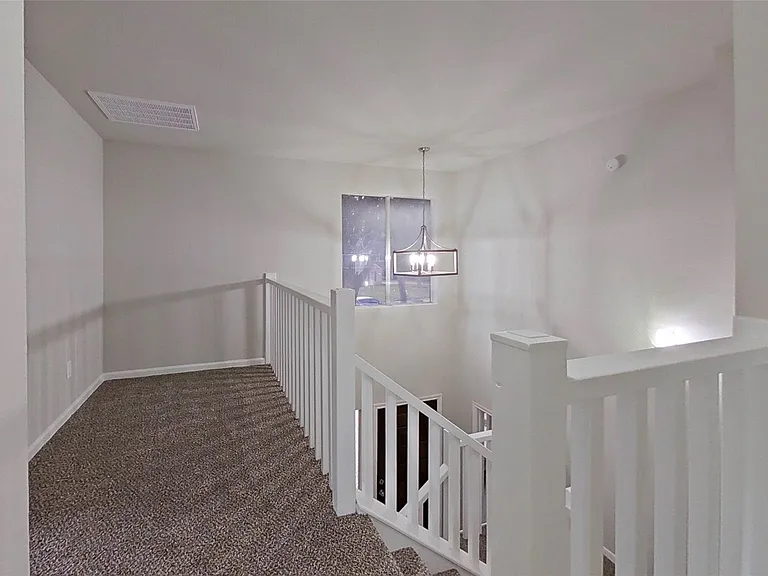 20206 Lake Sherwood Dr — Photo 17