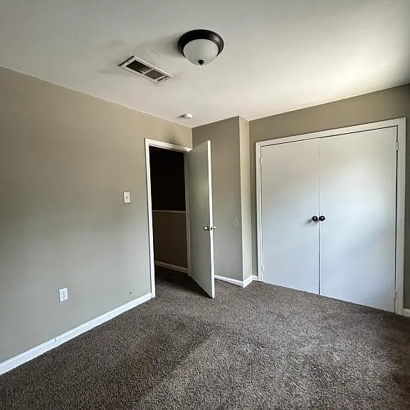 8225 Stern Ave #B — Photo 12