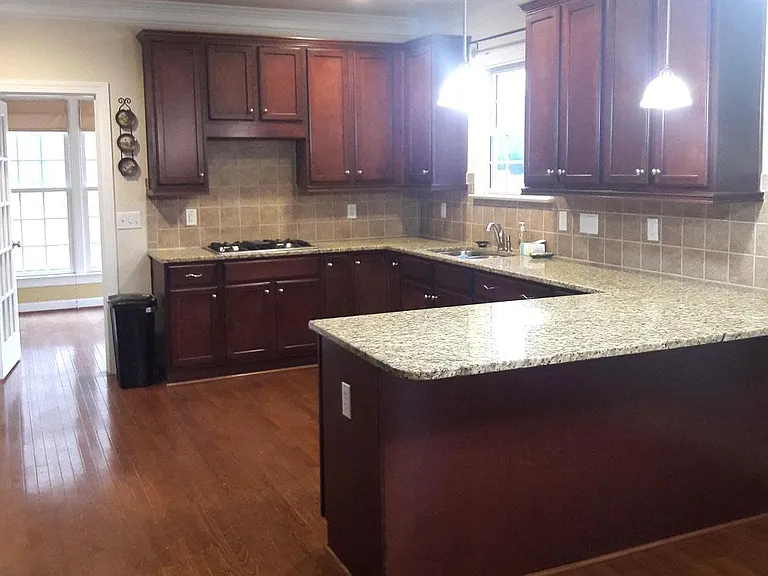 207 Allendown Ln — Photo 3