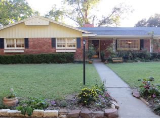 4221 Bilglade Rd, Fort Worth, TX 76109