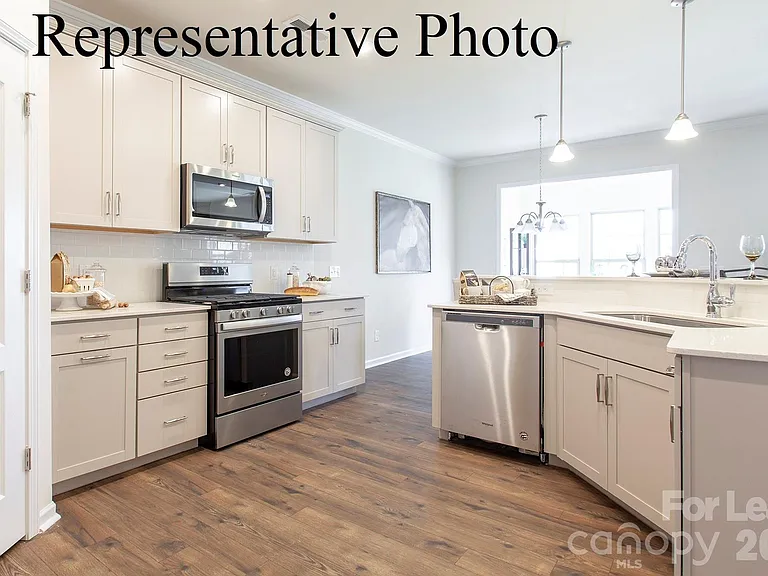 22043 Lani Dr — Photo 8
