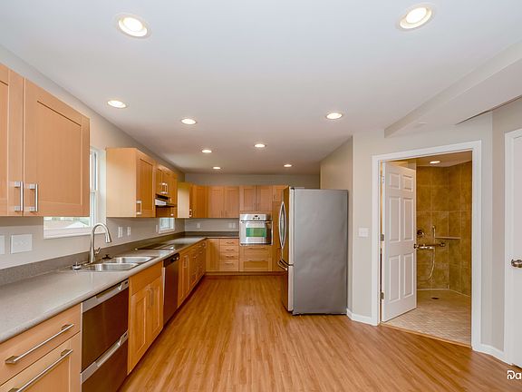 2nd image of 2981 Jamil Ct