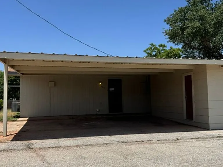 985 Minter Ln — Photo 14